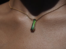 Load image into Gallery viewer, Golden Green Laindéir