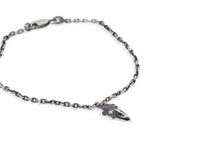Load image into Gallery viewer, Solitary Bracelet