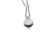 Load image into Gallery viewer, Clam Locket Necklace
